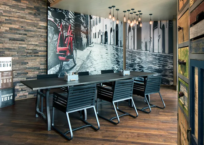 5 star hotel: Hyatt Regency Creek Heights Residences