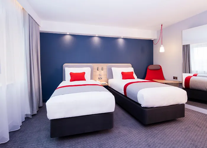  Holiday Inn Express - Malta By Ihg