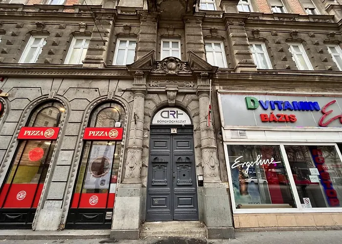 Exclusive Central Home With Sauna Next To The New York Café