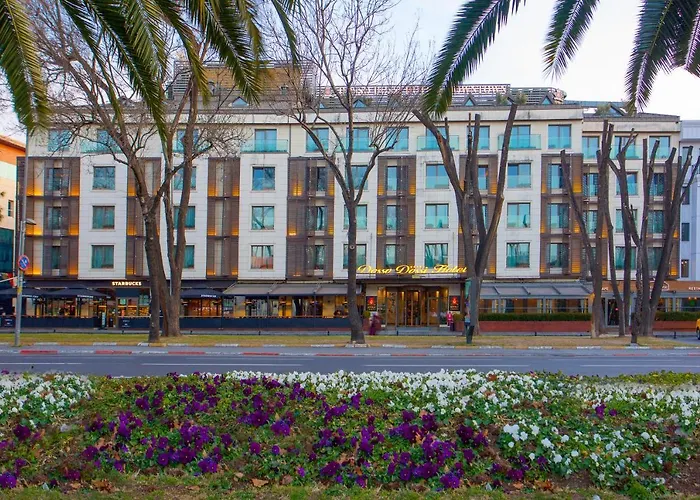  Dosso Dossi s & Spa Downtown