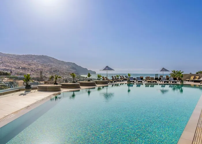 Views Baia - Adults Only