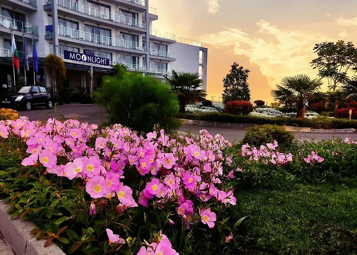 Central hotel: Moonlight Hotel
