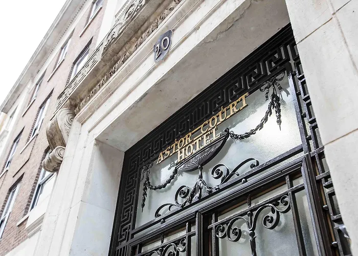 Family Hotel: Astor Court Hotel