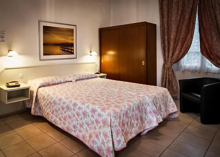 Hotel vicino al College: EasyRooms dell'Angelo
