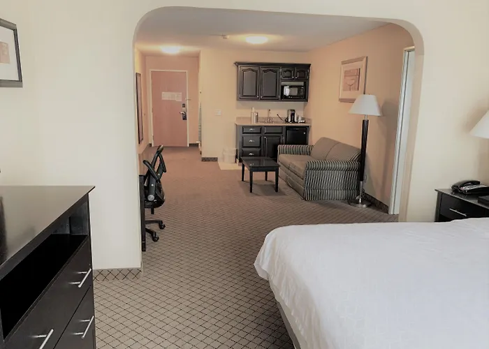 Golf hotels Holiday Inn Express Plymouth By Ihg