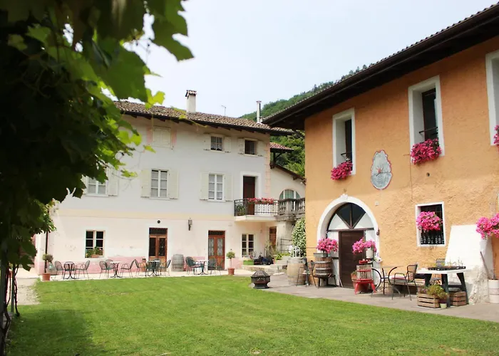  Agritur Cantina Romanese