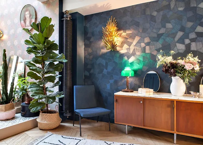 Hotel near College: Hotel Henriette