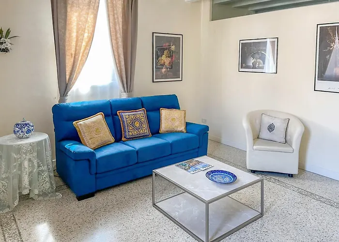 Guest house: Juliet House