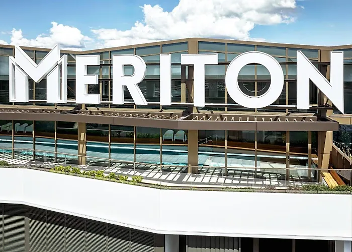Family Hotel: Meriton Suites Canberra