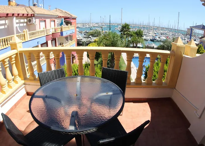 Vacation rental: Apartamentos Marina Internacional