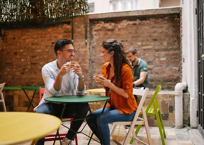 Hotel cerca del colegio: New Generation Hostel Rome Center