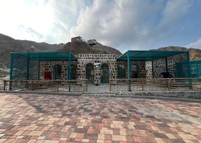 Family resorts Dibba Mountain Park
