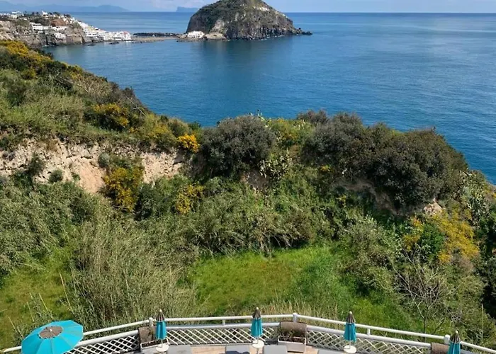 Luxury hotel only: Hotel Torre Sant'Angelo