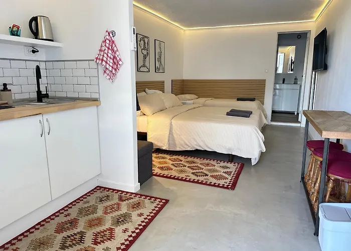  Mahouse Guesthouse