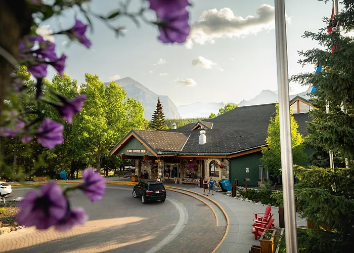 Lake Louise Inn