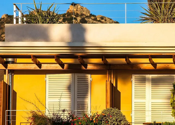 Beach hotel: Hotel La Caravelle