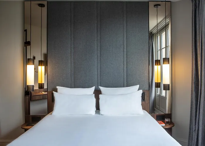 Pet Friendly hotel: Hotel Flanelles Paris