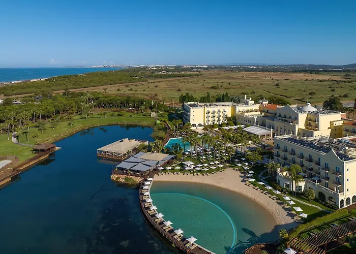 Hotel with pool: Domes Lake Algarve, Autograph Collection