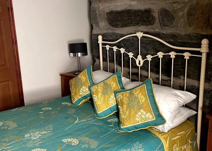 Family Friendly Hotels Yr Hen Fecws