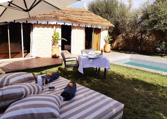  Farm Lodges & Private Pool
