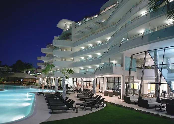 Luxury hotel only: Senator Banus (Adults Only)