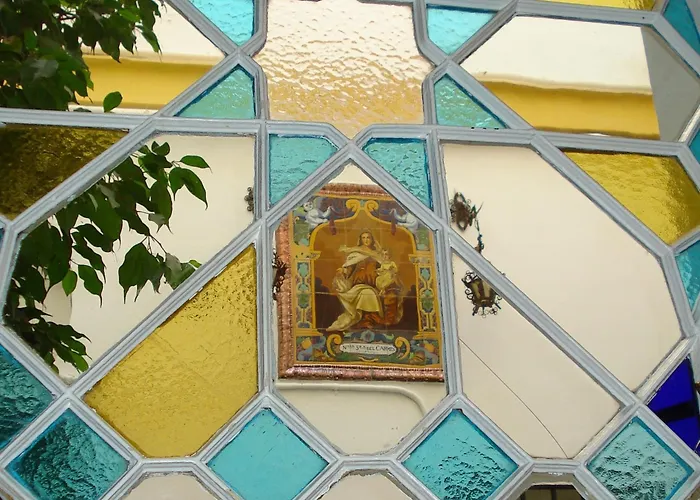 Family Hotel: Hotel Abanico Casa Palacio