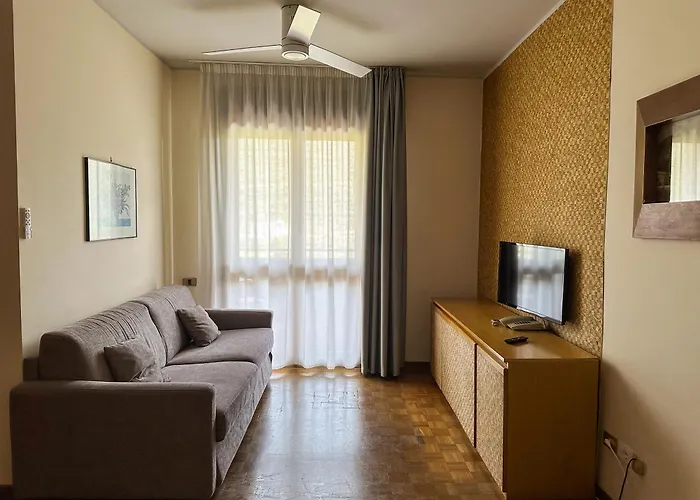 Hotel met zwembad: Residence Monica