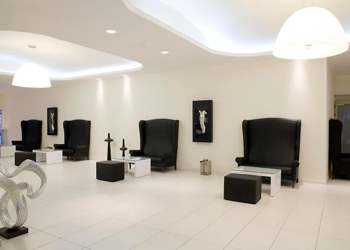 Resort: Golden Beach