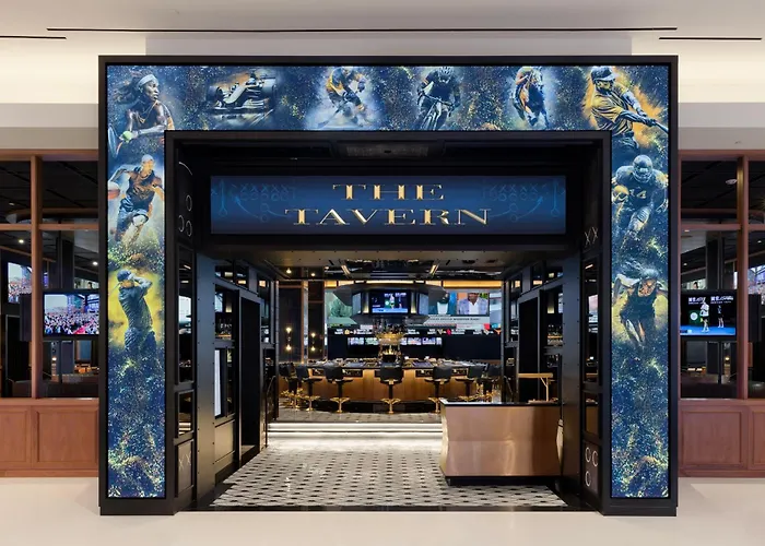 Fontainebleau , Michelin Key Award