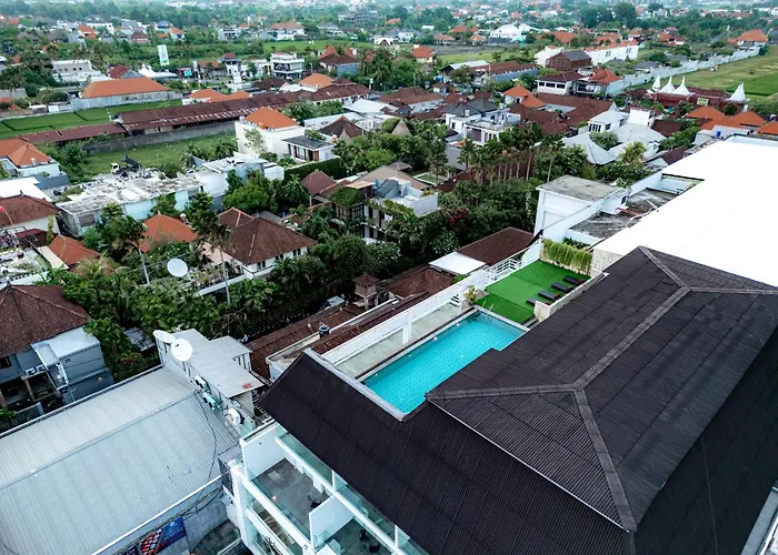Luxury hotel only: The Capital Hotel And Resort Seminyak