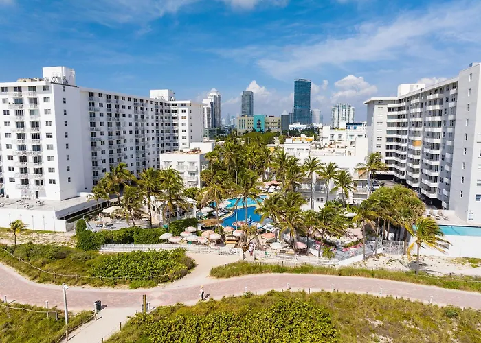 Savoy & Beach Club