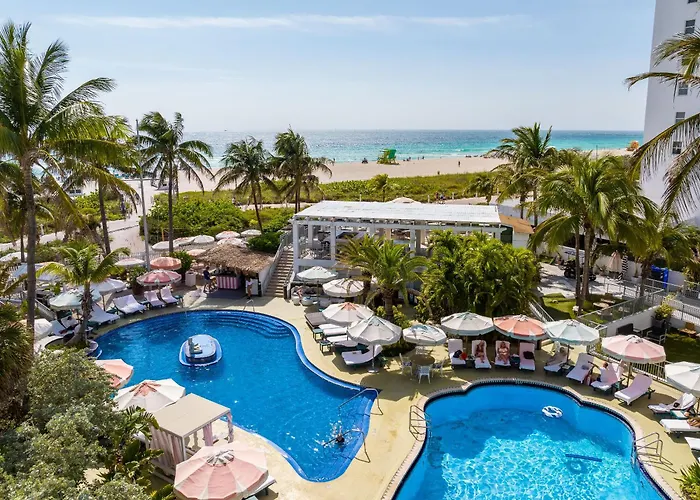 Savoy & Beach Club