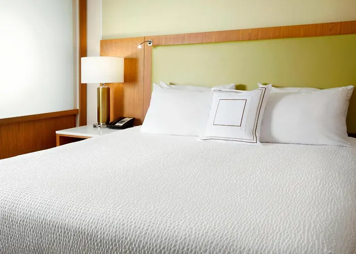 Springhill Suites By Marriott Bakery Square