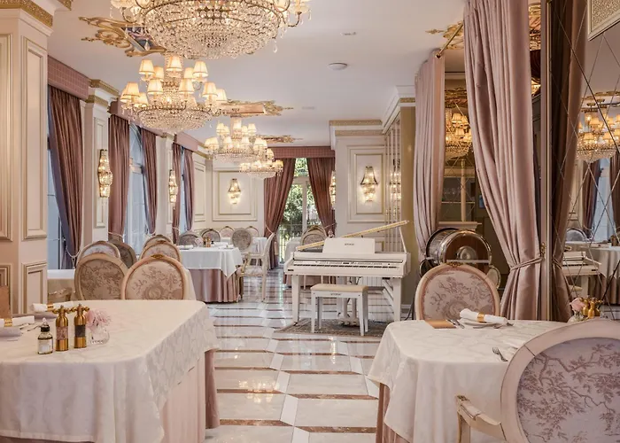 Central hotel: Hotel Colline De France