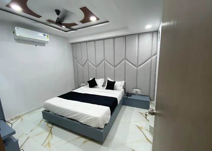 Hotel: Hotel Hira Palace