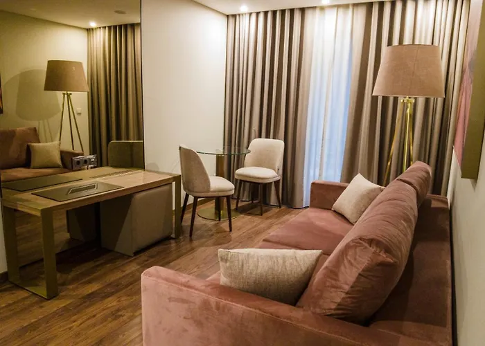Hotel with view: Turim Oporto Hotel