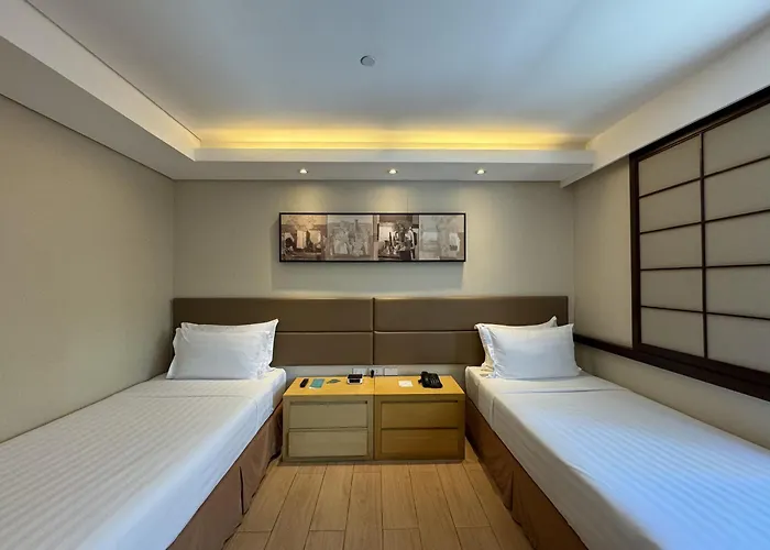 Family resorts Jinjiang Inn - Makati