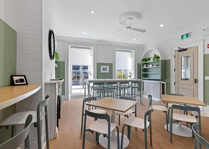 Hostel: Hi Halifax Heritage House Hostel