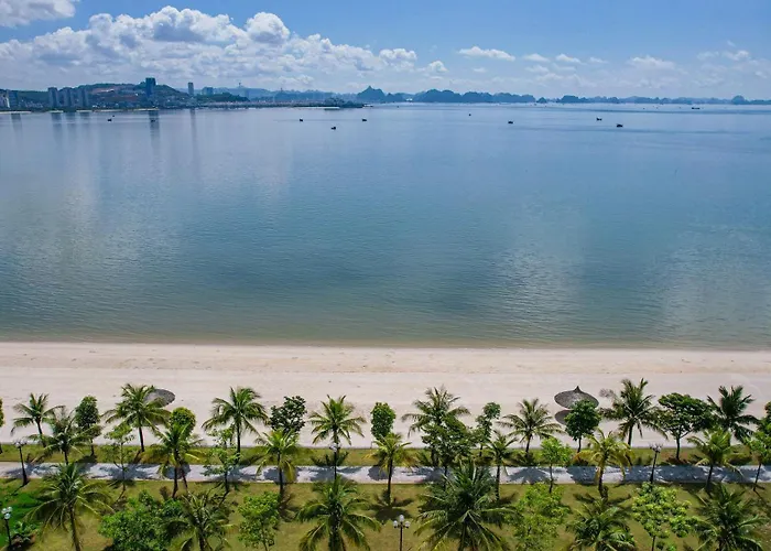 Hotel with view: Victoria Villas