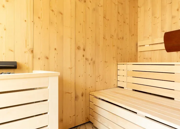 Hotel Jacuzzi: Mountain Hotel Mezdì