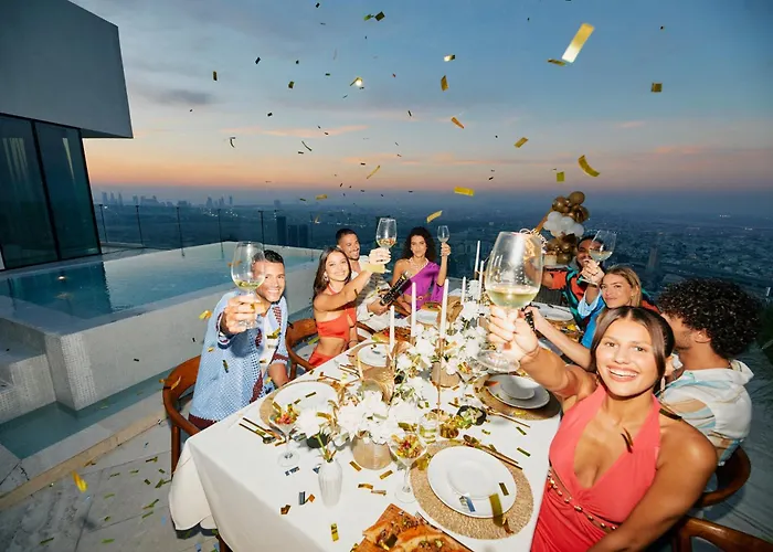 Hotel con vistas: Five Jumeirah Village