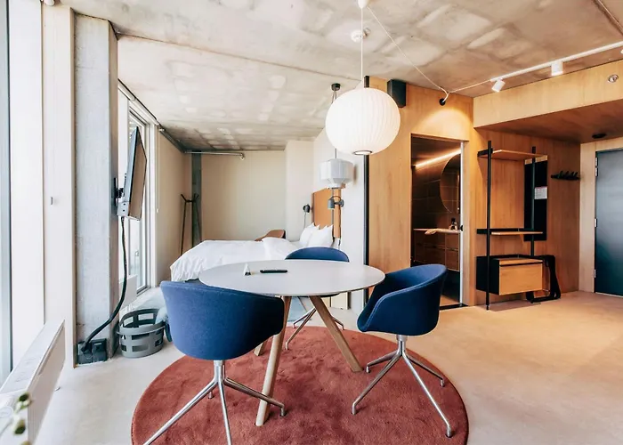 Luchthavenhotel: A Place To Hotel Esbjerg