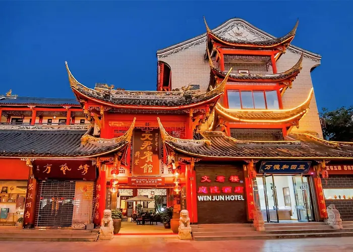 Wenjun Courtyard Hotel Chengdu ,Chinese Ancient Style, English-Speaking Service ,Local Tours, Free Laundry, Free Coffee