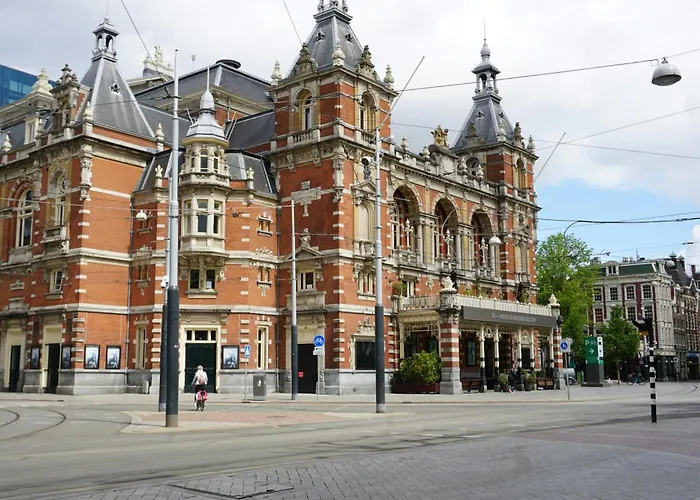 s De Hallen