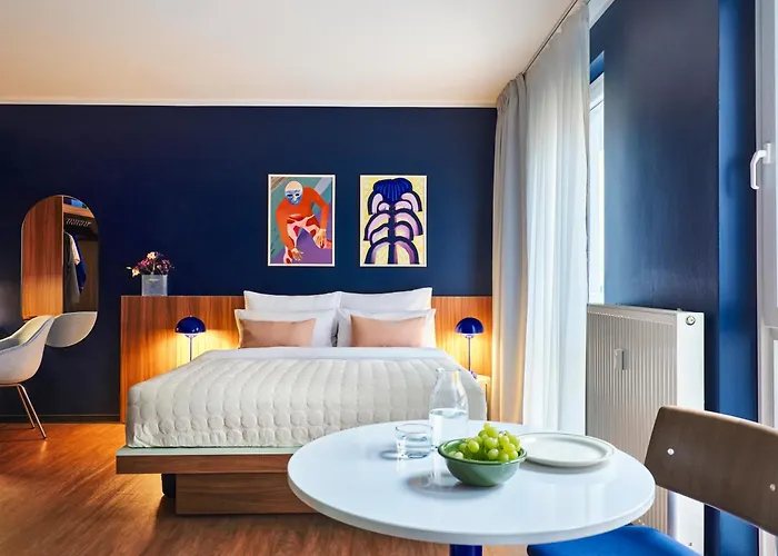 Luxury hotel only: Numa Berlin Torstrasse
