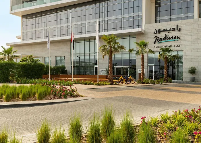 Hotel familiar: Radisson Dubai Damac Hills