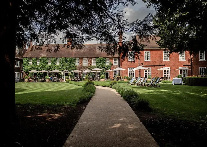 Hotel: Bush Hotel Farnham