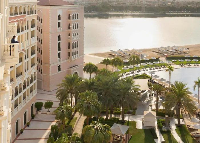 Hotel: The Ritz-Carlton Abu Dhabi, Grand Canal