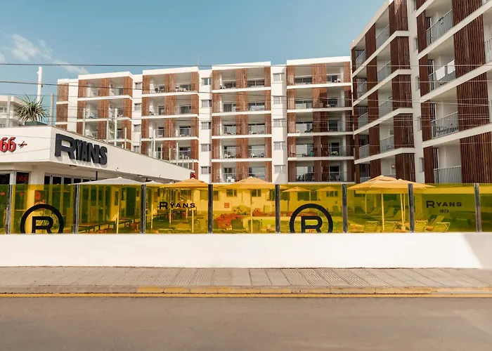 Ryans Apartments - Only Adults