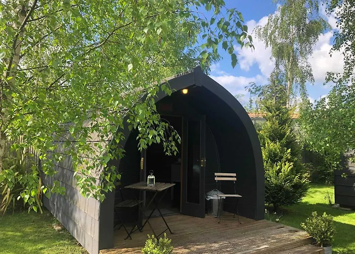 The Little Hide - Adult Only Camping Pods